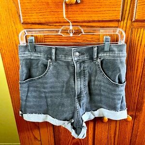 EXPRESS MOM SHORTS SUPER HIGH RISE SIZE 4